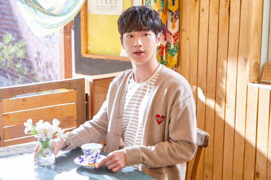 <사진=서강준 주연 미니무비 '내 안의 사랑을 깨우다' 비하인드 컷>